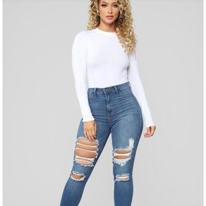 Fashion Nova High Rise Jeans Med Blue size 11